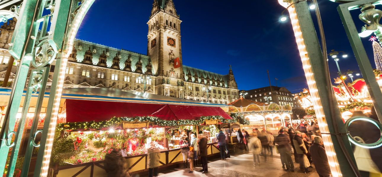 7 Weihnachtsmärkte, die eine Reise wert sind – mit Leonardo Hotels  die Winterzeit genießen 